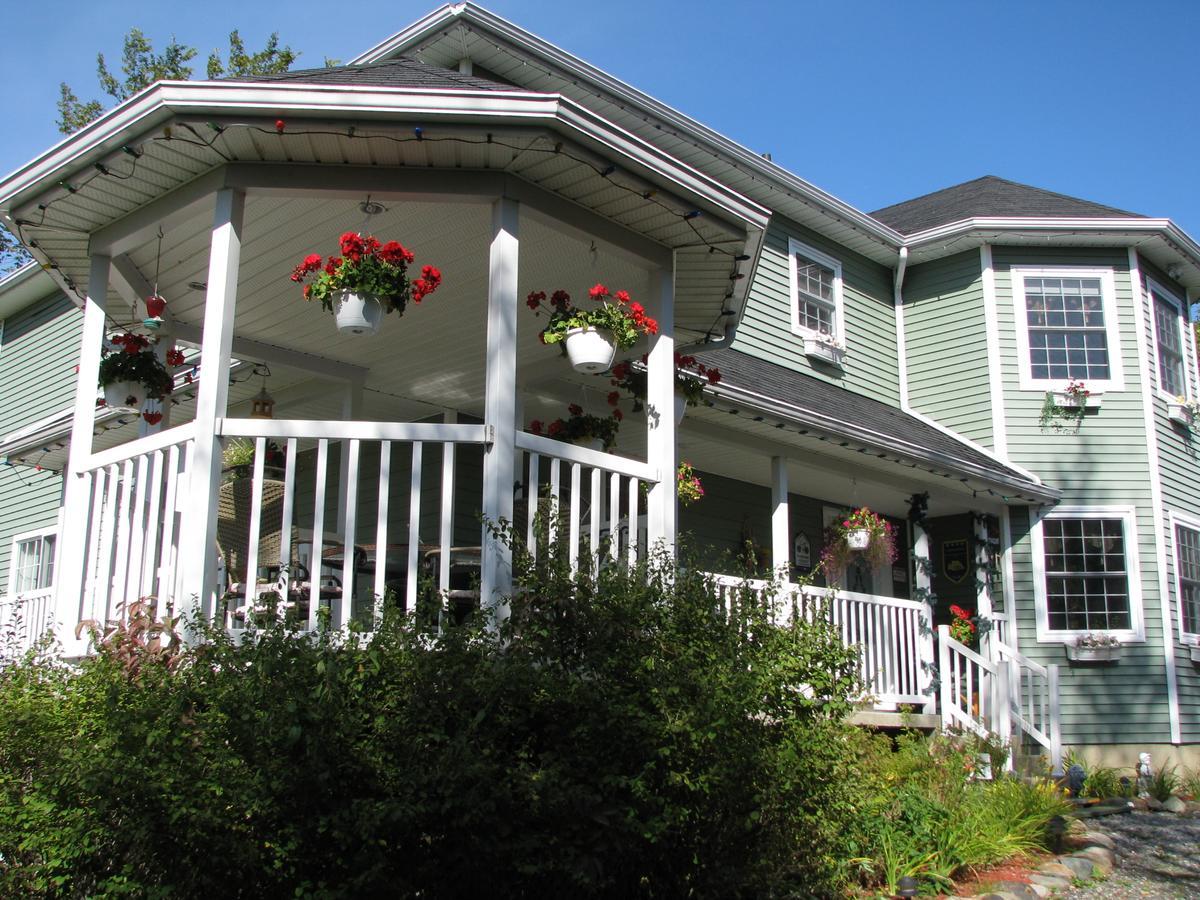 Arkadia Eastman B&B Экстерьер фото