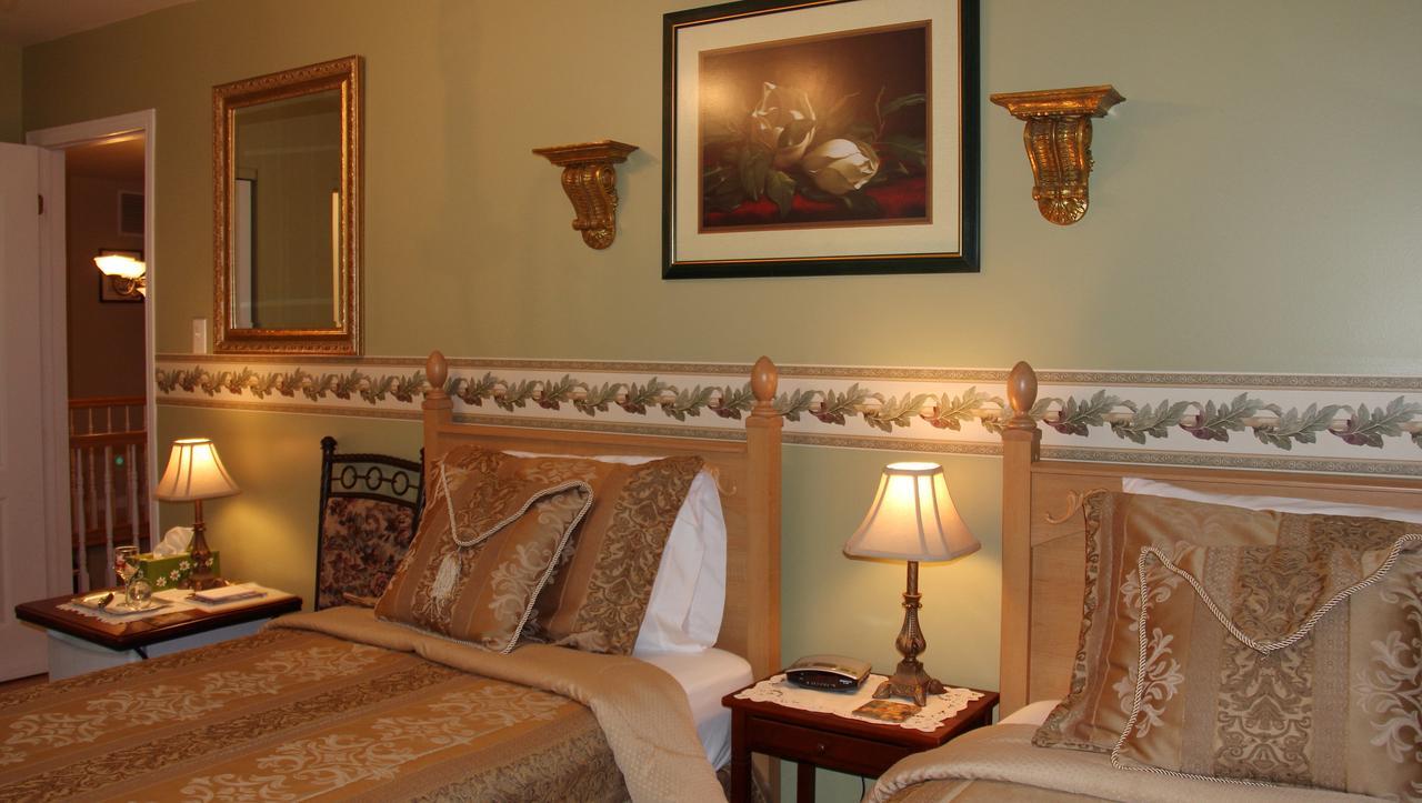 Arkadia Eastman B&B Экстерьер фото