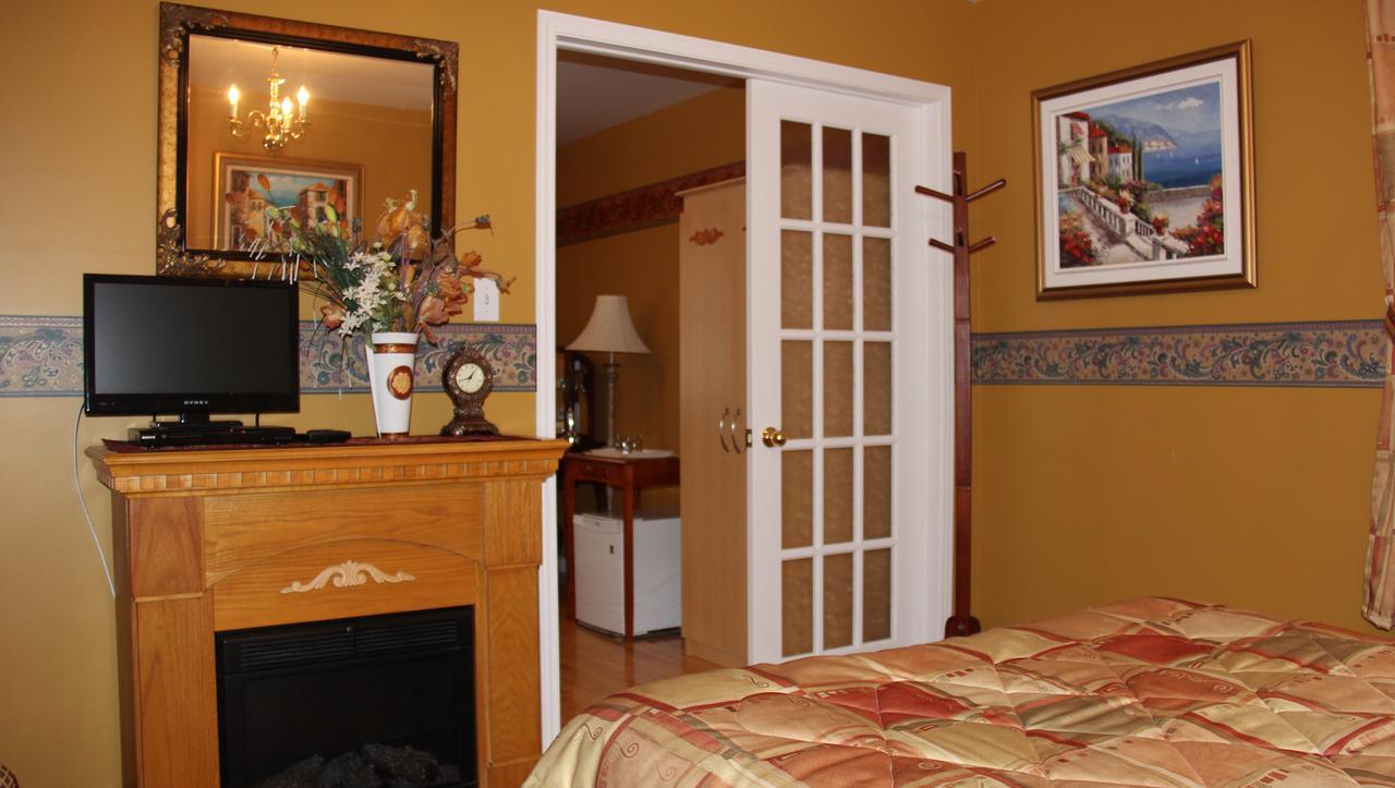 Arkadia Eastman B&B Экстерьер фото